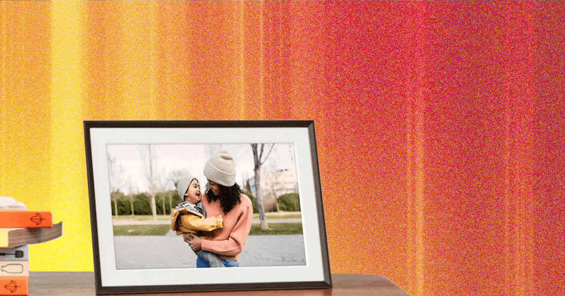 6 Best Digital Photo Frames (2025): Aura, Nixplay, Skylight
