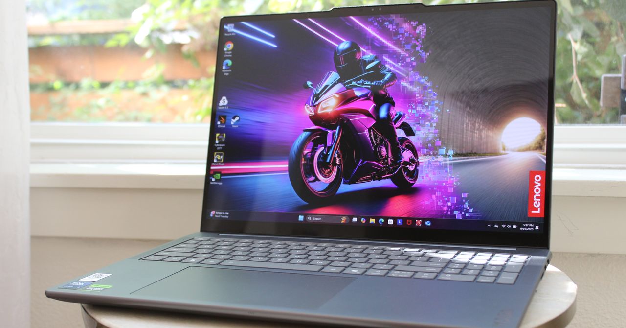 Lenovo Yoga Pro 9i 16 Review: A True MacBook Pro Rival?