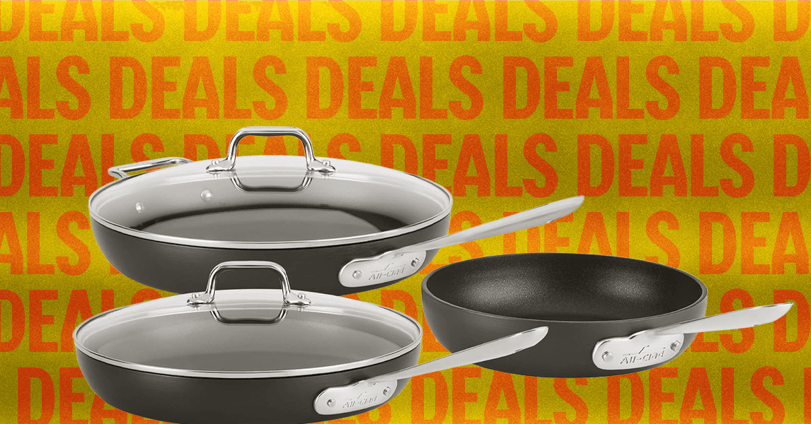 Save  on This All-Clad Nonstick Frying Pan Set